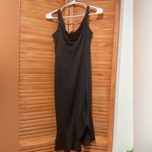 Size L black dress